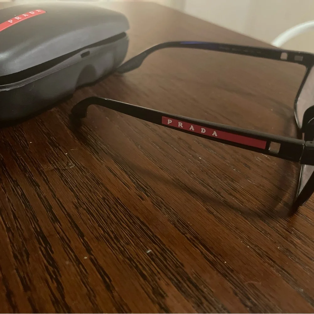 PRADA LINEA ROSSA (READING GLASSES)
PS 02QV - Picture 11 of 12